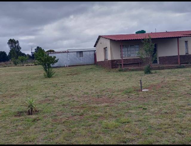 2 BEDROOM HOUSE FOR SALE IN VLEIKOP AH